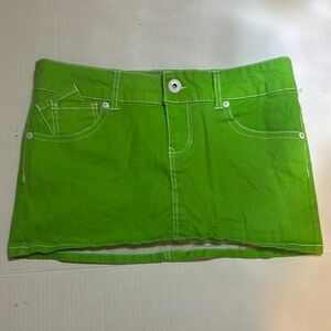 ultraLove Y2K Bright Green Mini Skirt - Size 7 - NWT, Trendy, Rave, Party